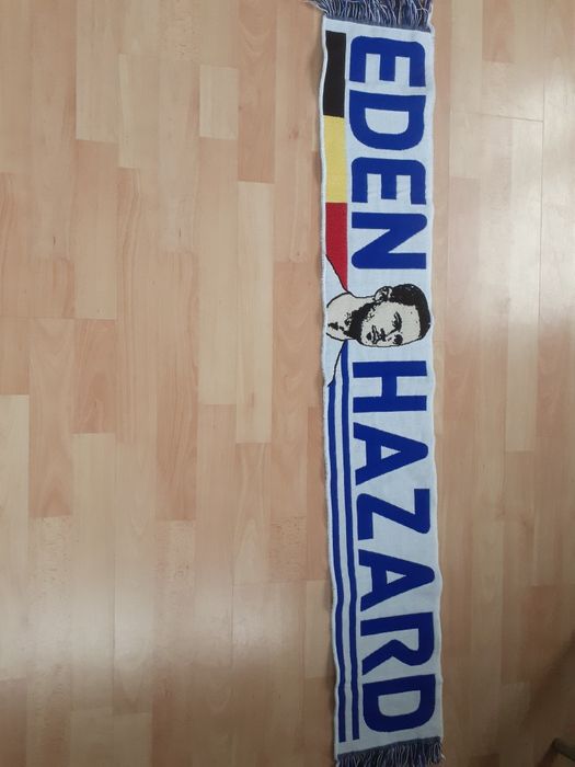 Колекционерски шал на Еден Азар/  Eden Hazard Реал Мадрид Real Madrid