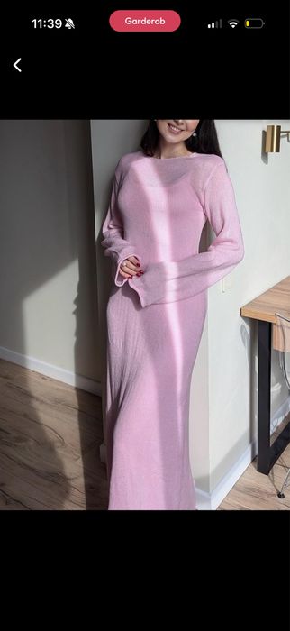 Платье розовое длинное