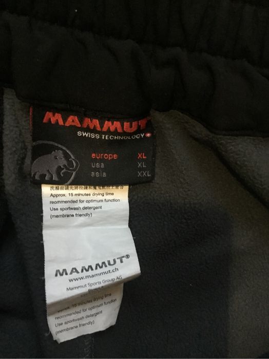 Imbraciminte schi branduri renumite diferite modele geci,pantaloni