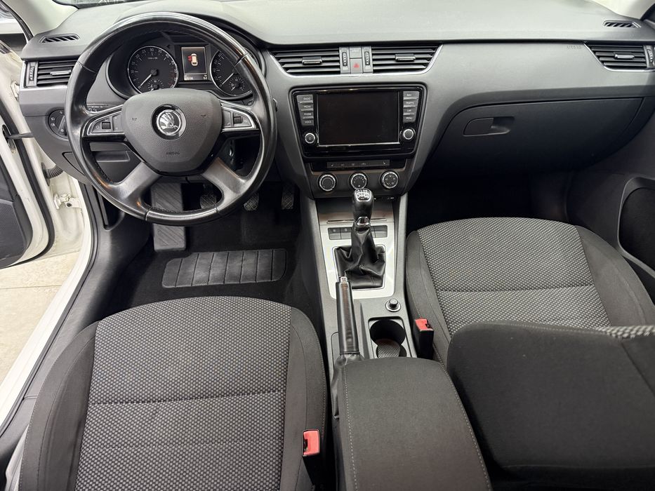 De vanzare skoda octavia 3