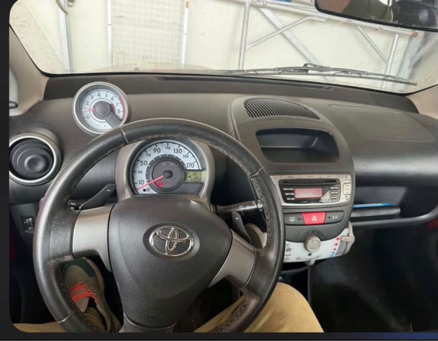 Toyota aygo pret negociabil