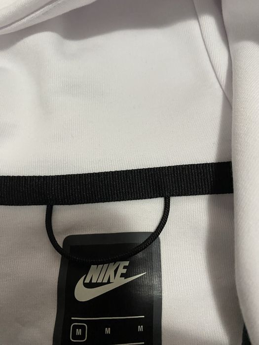 Hanorac Nike Tech