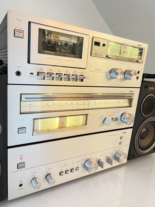 Linie AIWA, Amplificator Aiwa 8100, Tuner Aiwa 9300, deck Aiwa M100