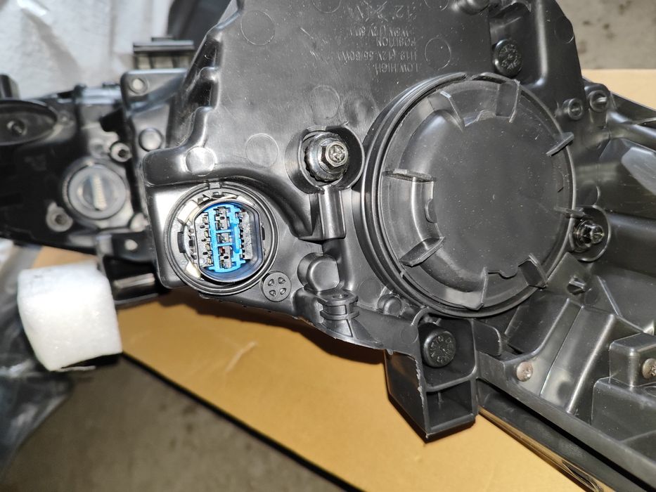 Хундай акцент фара 2020год