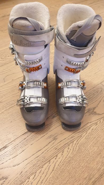 Дамски ски обувки Dalbello Mission seven, номер 26,5, много удобни.