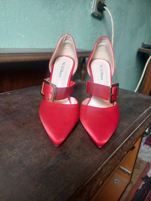 Дамски обувки на токчета