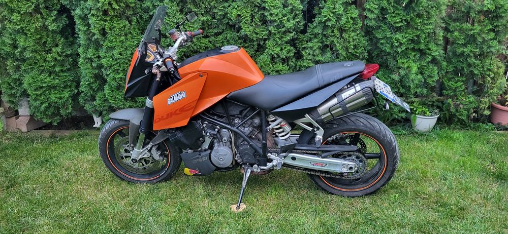 KTM SuperDuke 990, 120cp, vand sau schimb.