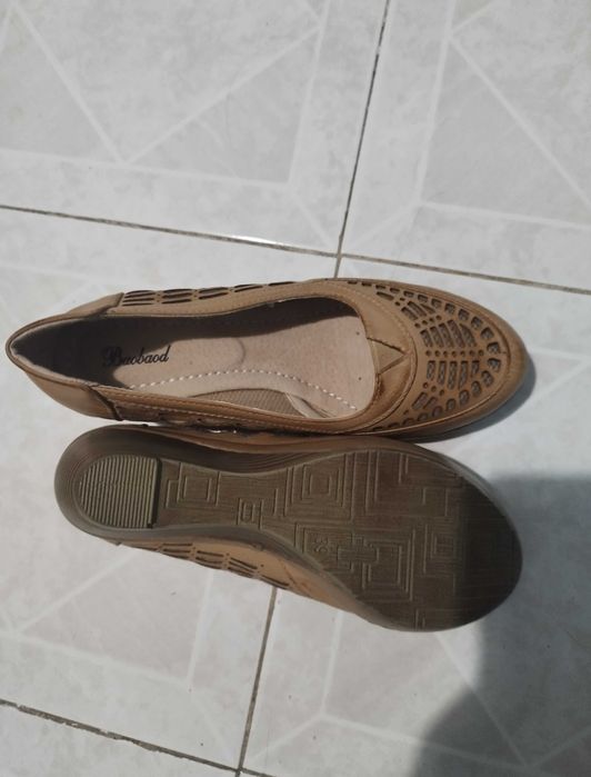 Нови дамски боти номер 39 и нови обувки номер 39