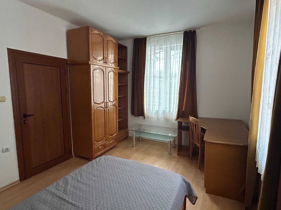 Дава се под наем Тристаен апартамент в Благоевград, Идеален център - 60 кв.м за 359.04 € - Снимка #3