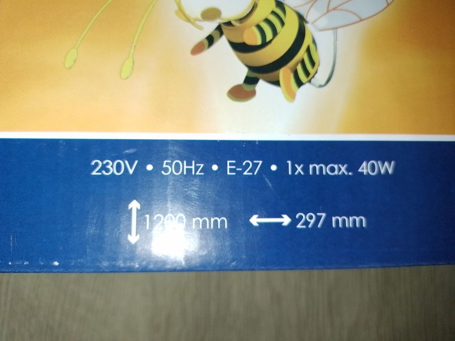 Bec în forma de albinuță