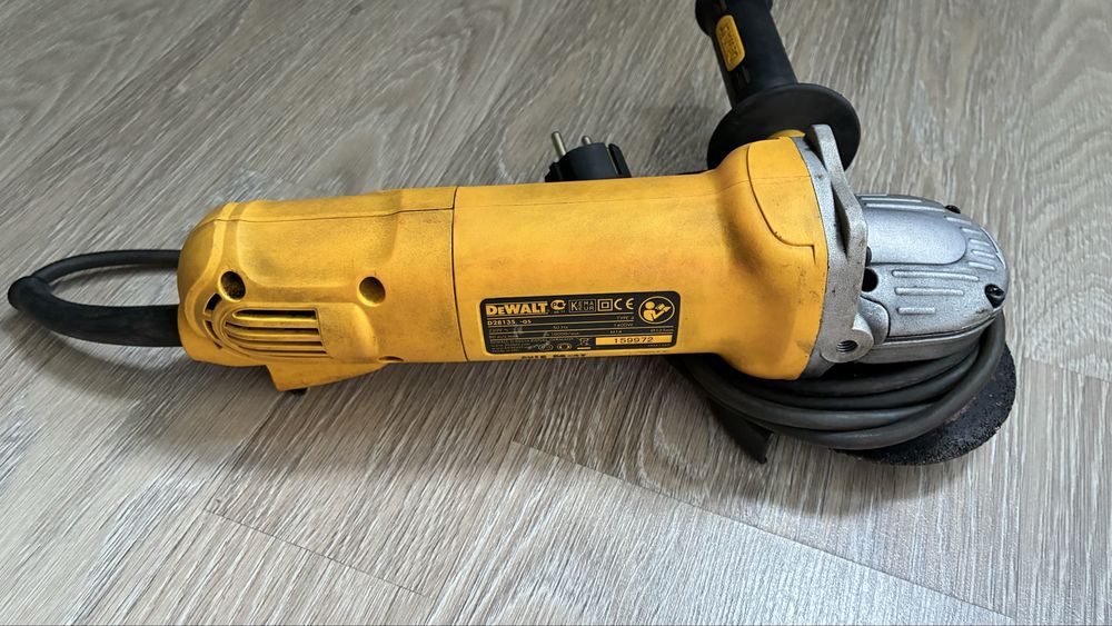 Dewalt болгарка инструмент