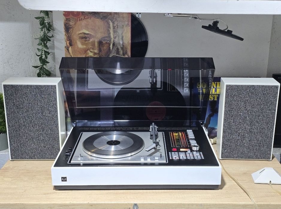 Sistem Grundig studio ROSITA 1600, pick-up, radio ,amplificator  boxe vintage