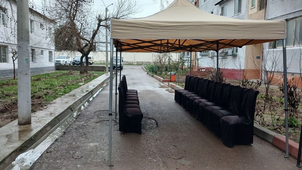24/7 Prakat. Zontik (shatyor) To'y va boshqa marosimlar uchun stol stu