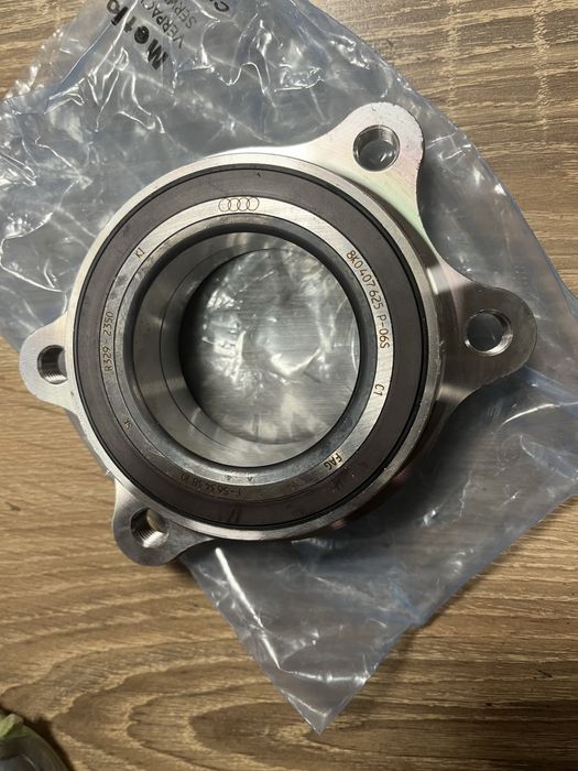 Лагер главина Ауди Порше оригинален  8K0407625P