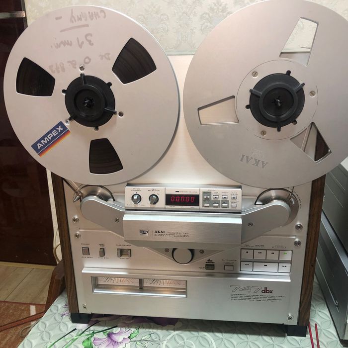 Vand  magnetofon Akai gx 747 dbx