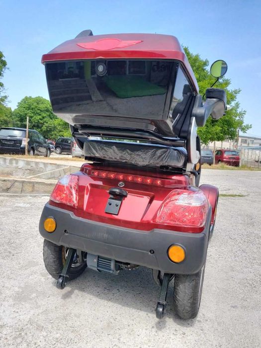 Електрическа четириколка FM4-LUX 1500W-RED с2 години гаранция