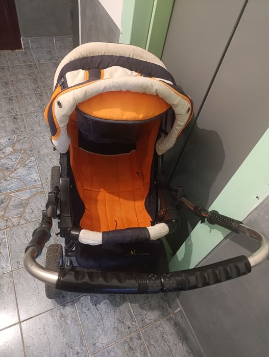 Продам детскую коляску