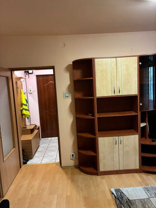 Inchiriez apartament 2 camere