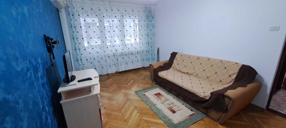 Inchiriere apartament 3 camere, Bld Decebal