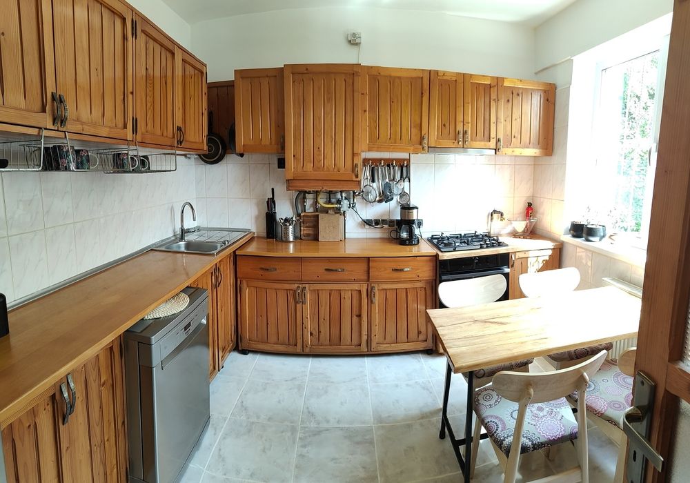 Apartament 3 camere, Stațiunea Saturn, 110 mp