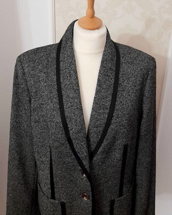 Sacou Escada lana matase