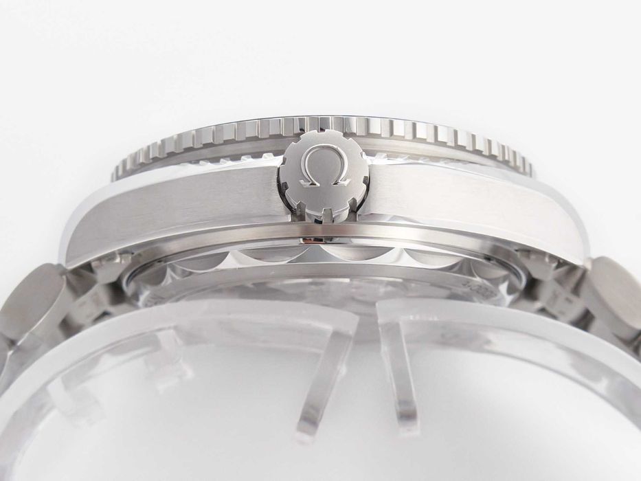 Aвтоматичен мъжки часовник OMEGA Seamaster Planet Ocean 600M