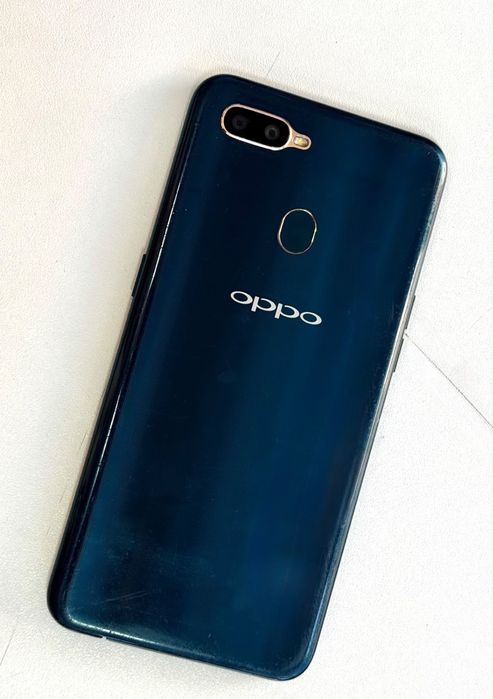 Продам Oppo  AX7