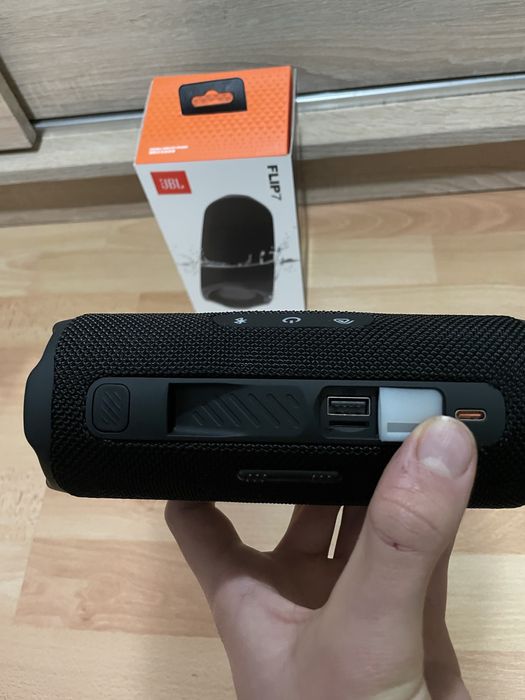Boxa portabila jbl flip 7 noua in cutie