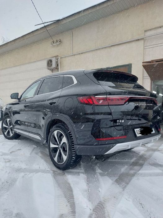 Byd song plus flagship