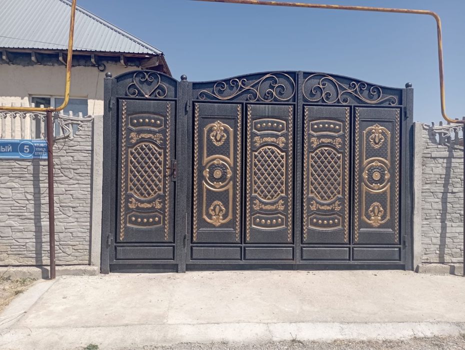 Продам дом 4 комнотный