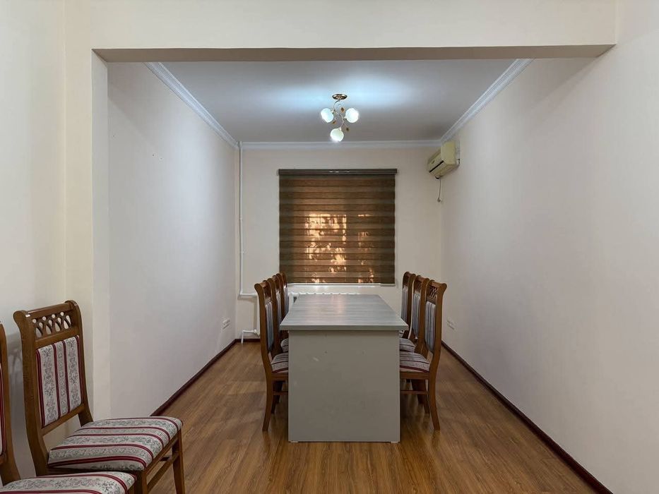 Офис (154 м²) на ул. Нукус