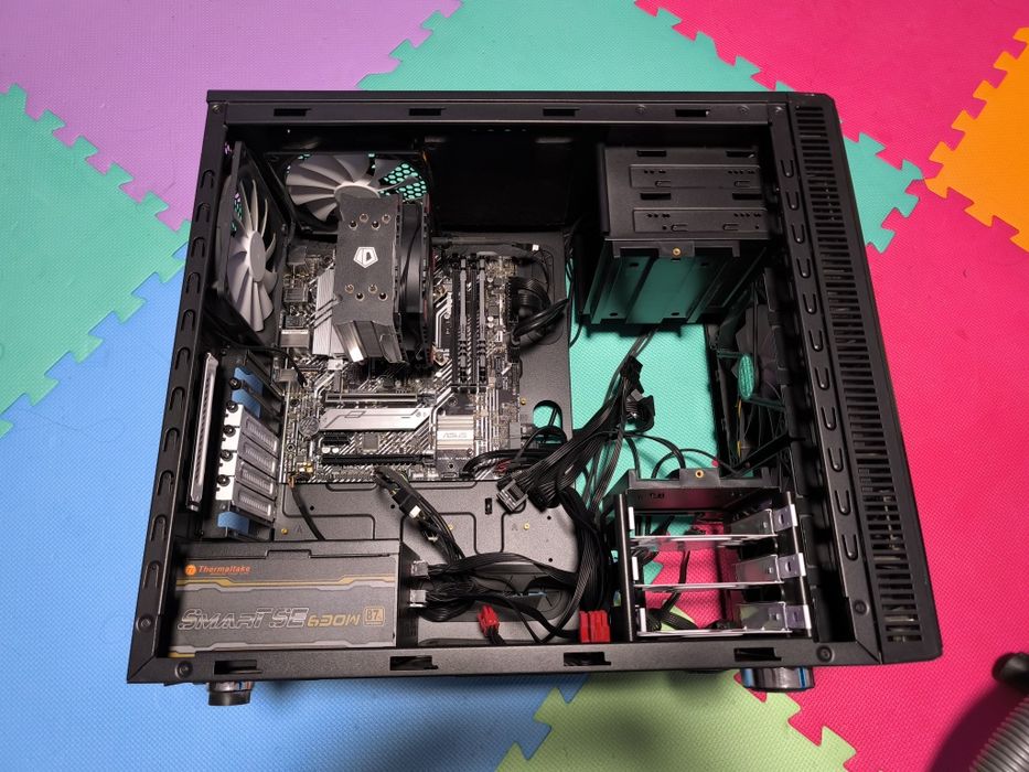 Sursa Thermaltake 630W 80+ Gold ATX Smart SE Bronze