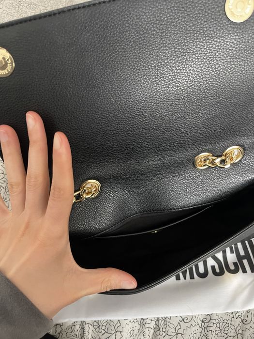 Оригинална чанта Love moschino