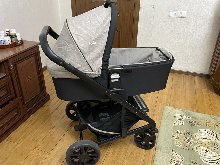 Итальянская Коляска Joie ( 2 в 1 )