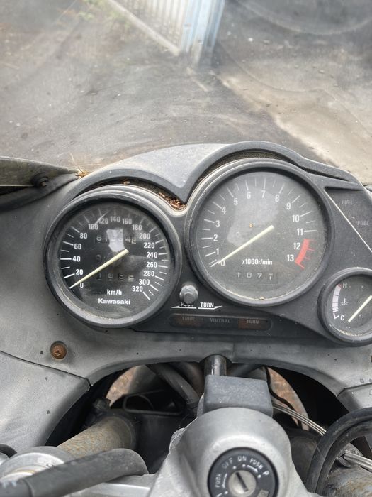 kavasaki zzr 1100