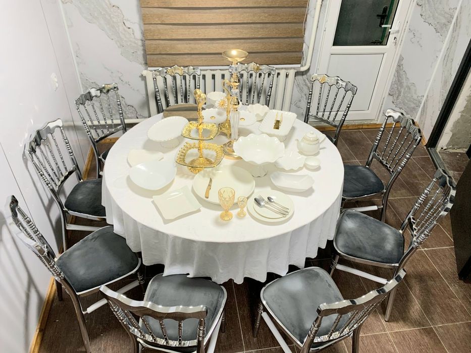 Жаңа дизайндағы стулья 50 кісіге комплект