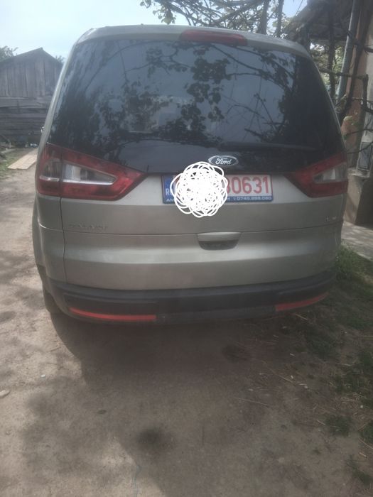 Vand ford galaxy din 2009 automata
