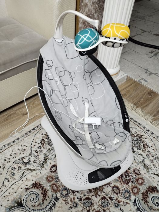 Кресло-качалка 4moms MamaRoo5