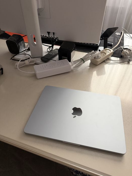 MacBook m4 Air янги сотилади