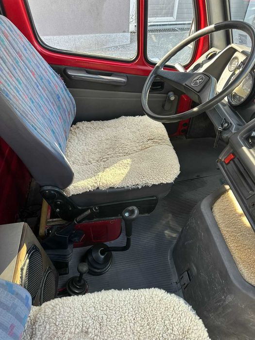 Камион Мерцедес 408