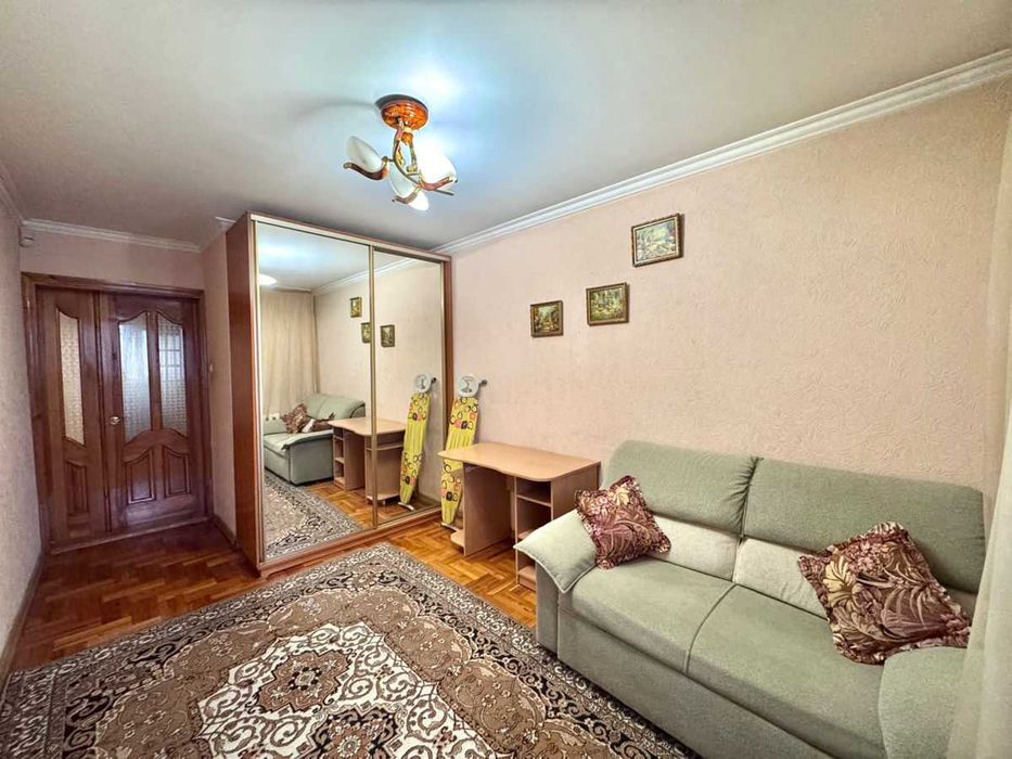 Дава се под наем Двустаен апартамент в София, Център - 70 кв.м за 350 € - Снимка #3