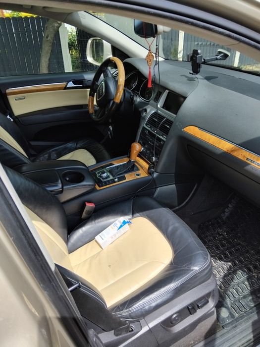 AUDI Q7 2009 — imagine 3