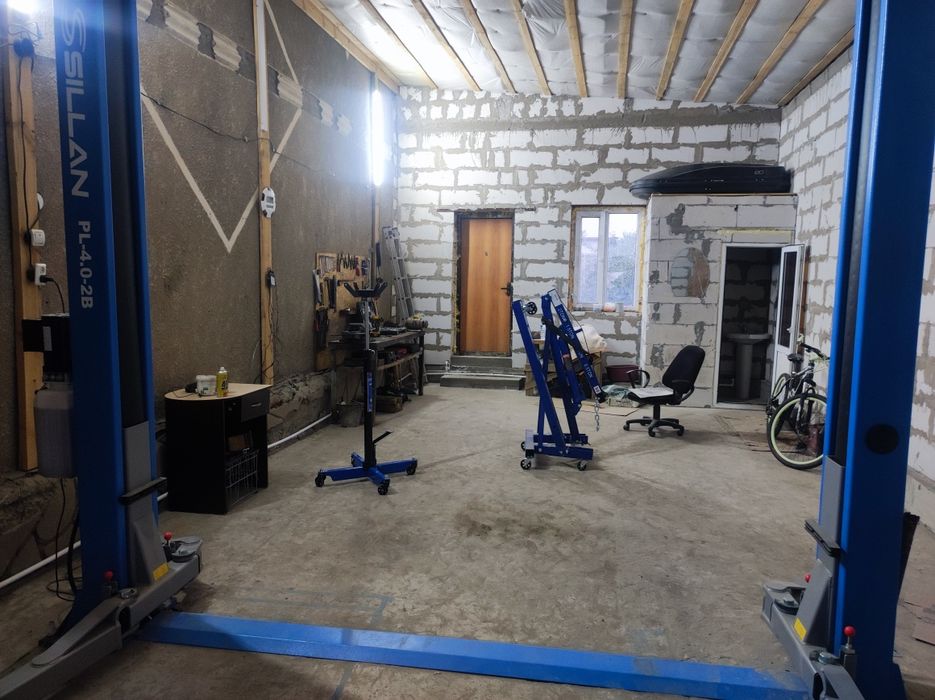 Автосервис ,ремонт автомашин.