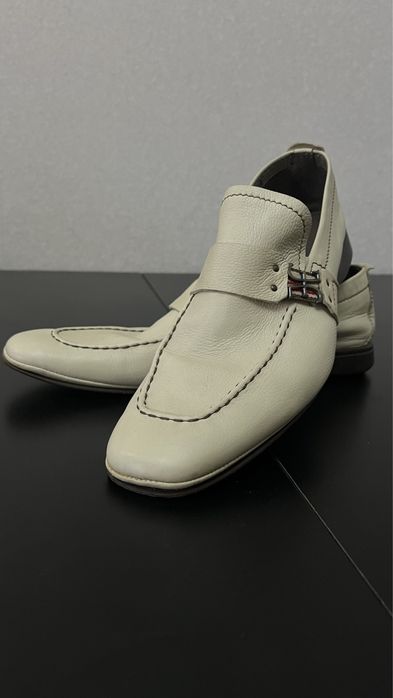 Продам итальянскую обувь.