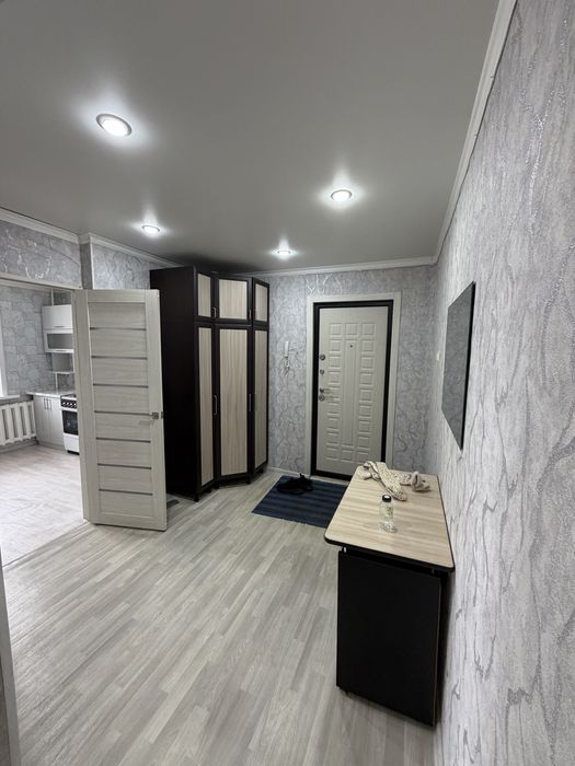 Сдам 2 ком.кв район 8 школы