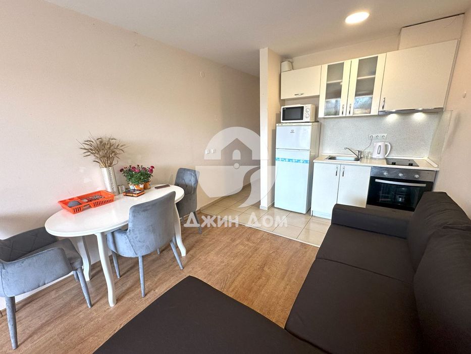 Продава се Едностаен апартамент в Свети Влас - 45 кв.м за 2043 €/кв.м - Снимка #3