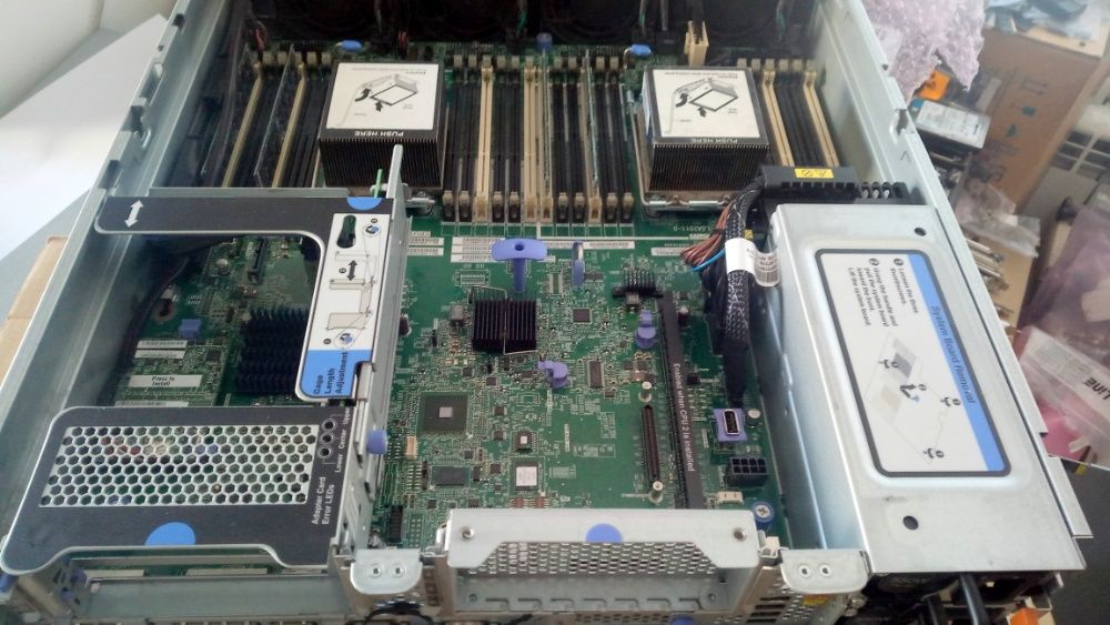 IBM X3650 M4 2*Xeon Е52630 32G RAID M5110e/512MB TPM гр. София Център