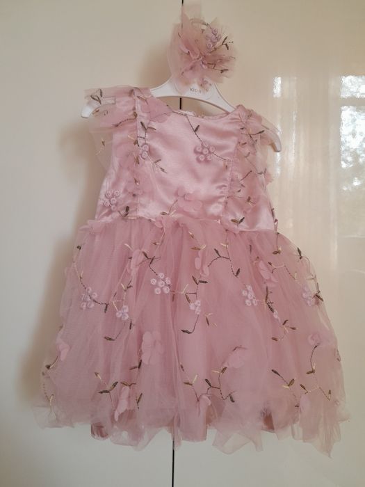 Продаётся платье на девочку