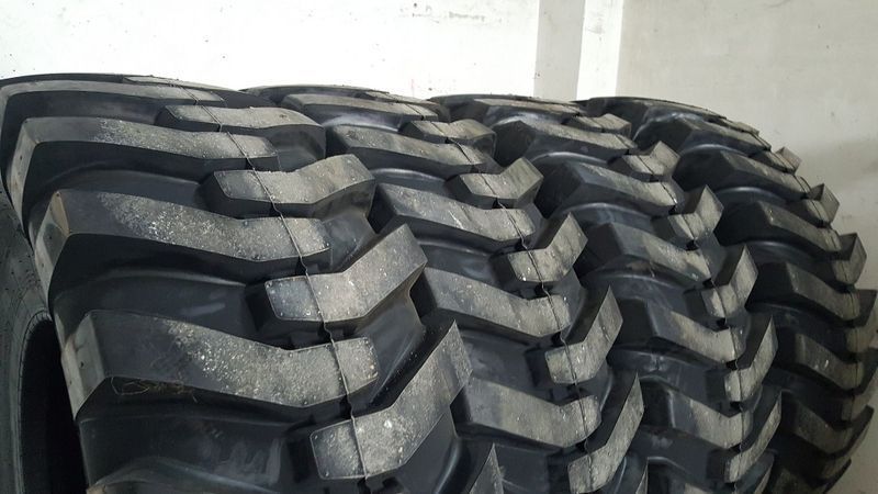 cauciucuri noi pentru vola volvo 20.5-25 r25 cu 20 pliurI MCTS