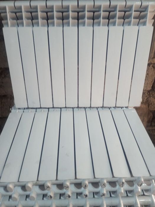 Продаю чугунные радиаторы